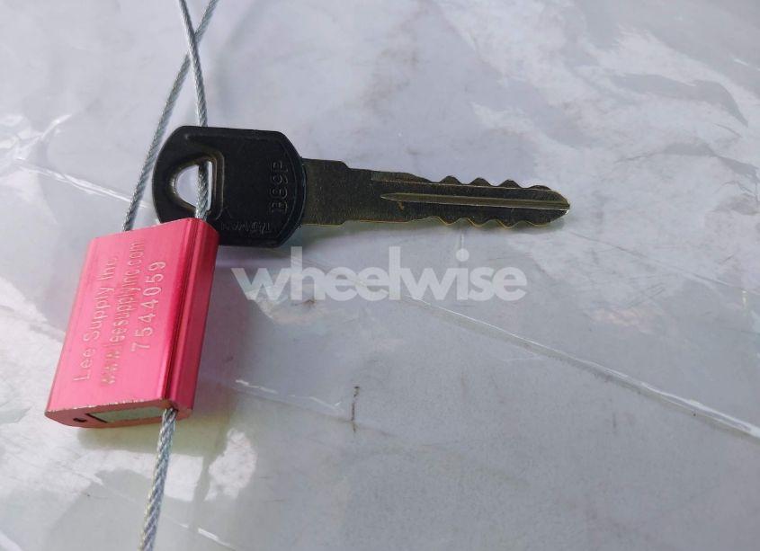 Photo 11 of 1999 Chevrolet Suburban 1500 LT (VIN 3GNFK16R7XG237811)