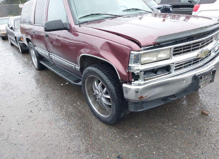Photo 6 of 1997 Chevrolet Suburban 1500 (VIN 3GNFK16R9VG122690)