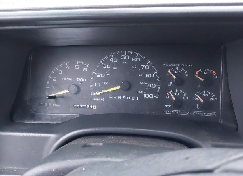 Photo 7 of 1997 Chevrolet Suburban 1500 (VIN 3GNFK16R9VG122690)