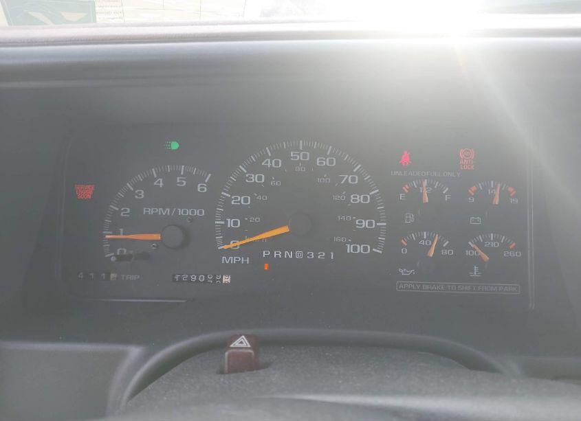 Photo 7 of 1998 Chevrolet Suburban 1500 (VIN 3GNFK16R9WG148739)
