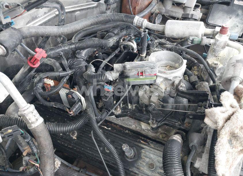 Photo 12 of 1999 Chevrolet Suburban 1500 LT (VIN 3GNFK16RXXG156463)