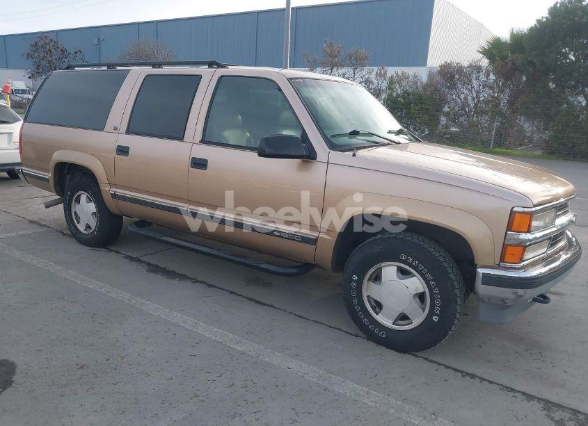 1999 Chevrolet Suburban 1500 LT (VIN 3GNFK16RXXG185042) main photo