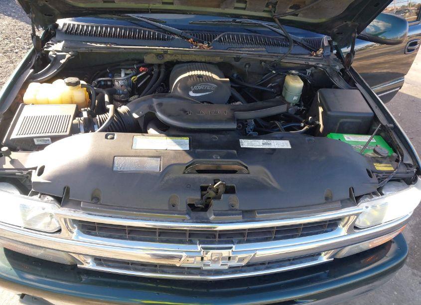 Photo 10 of 2001 Chevrolet Suburban 1500 LT (VIN 3GNFK16T01G212588)