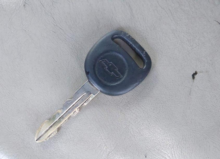 Photo 11 of 2001 Chevrolet Suburban 1500 LT (VIN 3GNFK16T01G212588)