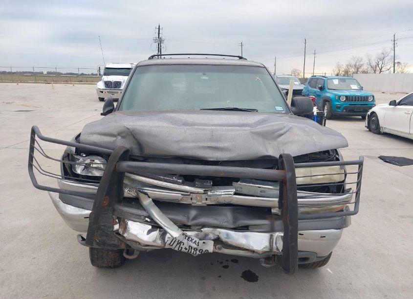 Photo 6 of 2000 Chevrolet Suburban 1500 LS (VIN 3GNFK16T0YG208485)