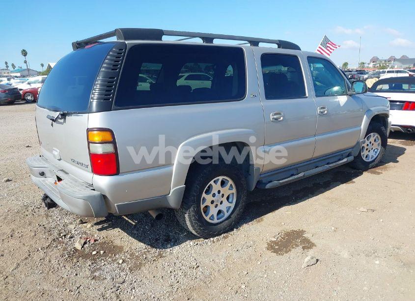 Photo 4 of 2004 Chevrolet Suburban 1500 Z71 (VIN 3GNFK16T14G270407)