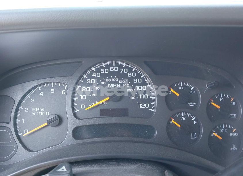 Photo 7 of 2004 Chevrolet Suburban 1500 Z71 (VIN 3GNFK16T14G270407)