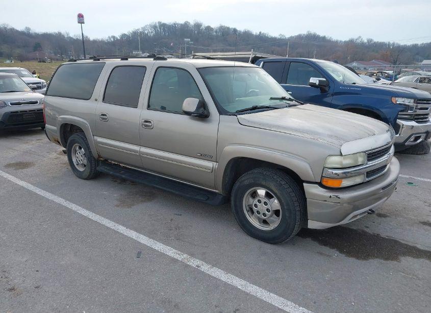 2000 Chevrolet Suburban 1500 LT (VIN 3GNFK16T1YG132839) main photo
