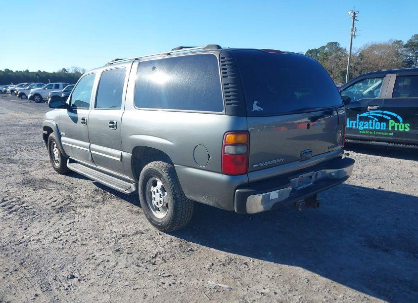 Photo 3 of 2000 Chevrolet Suburban 1500 LT (VIN 3GNFK16T1YG168482)