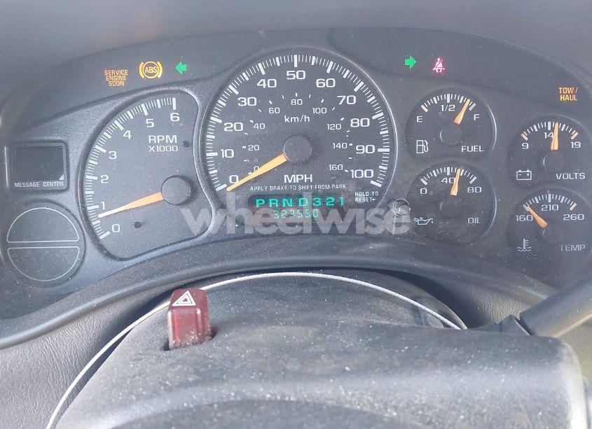 Photo 7 of 2001 Chevrolet Suburban 1500 LT (VIN 3GNFK16T21G261971)