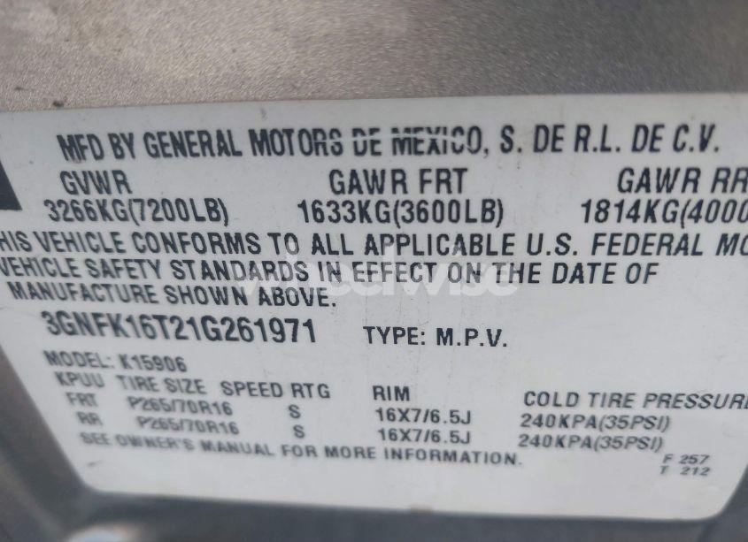 Photo 9 of 2001 Chevrolet Suburban 1500 LT (VIN 3GNFK16T21G261971)