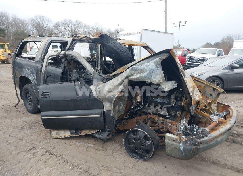 2001 Chevrolet Suburban 1500 LS (VIN 3GNFK16T21G267804) main photo