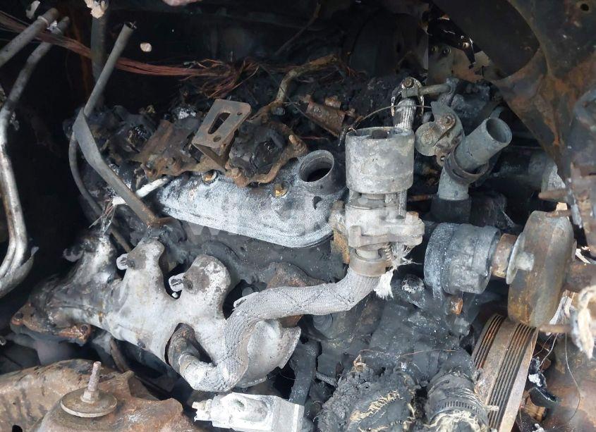 Photo 10 of 2001 Chevrolet Suburban 1500 LS (VIN 3GNFK16T21G267804)