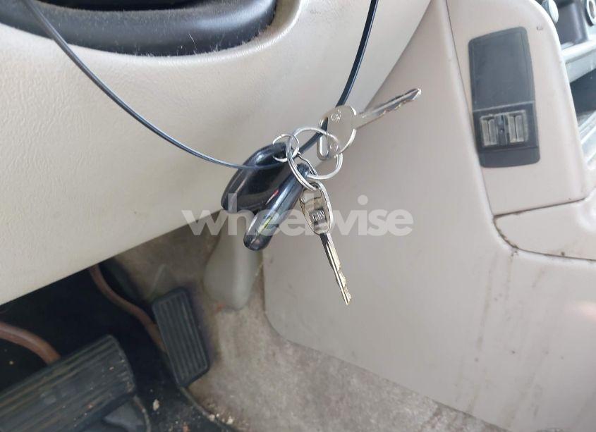 Photo 11 of 2003 Chevrolet Suburban 1500 Z71 (VIN 3GNFK16T23G325753)