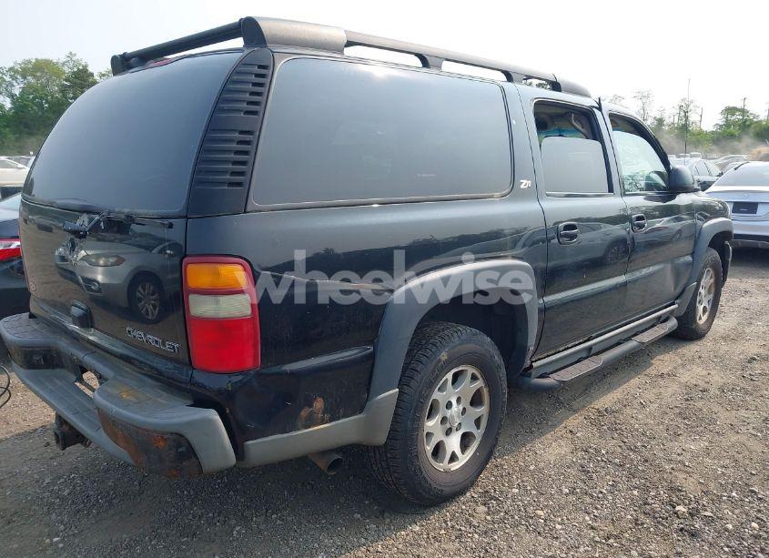 Photo 4 of 2003 Chevrolet Suburban 1500 Z71 (VIN 3GNFK16T23G325753)
