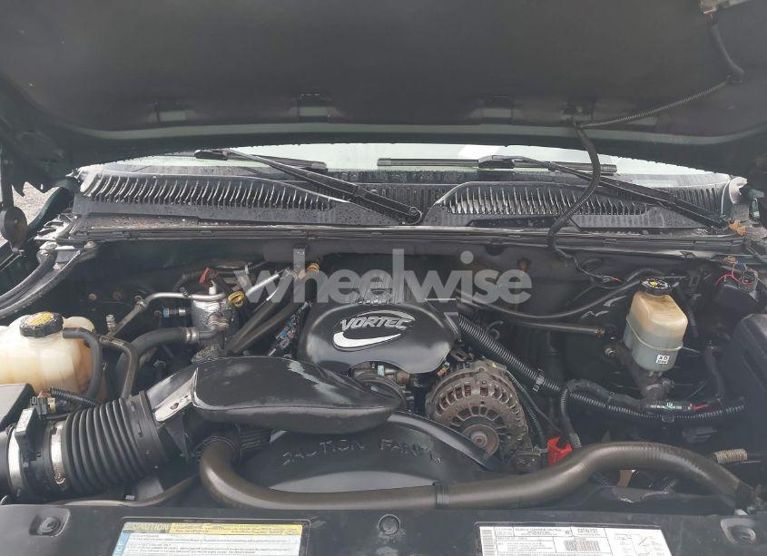 Photo 10 of 2001 Chevrolet Suburban 1500 LT (VIN 3GNFK16T31G174094)