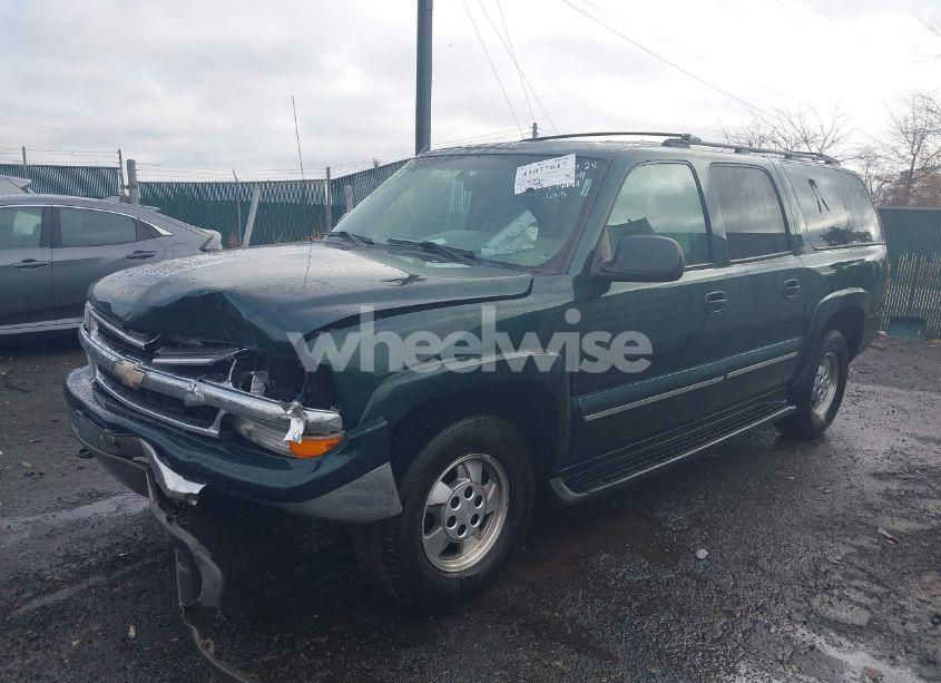 Photo 2 of 2001 Chevrolet Suburban 1500 LT (VIN 3GNFK16T31G174094)