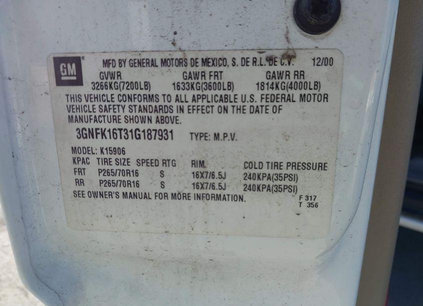 Photo 9 of 2001 Chevrolet Suburban 1500 LS (VIN 3GNFK16T31G187931)