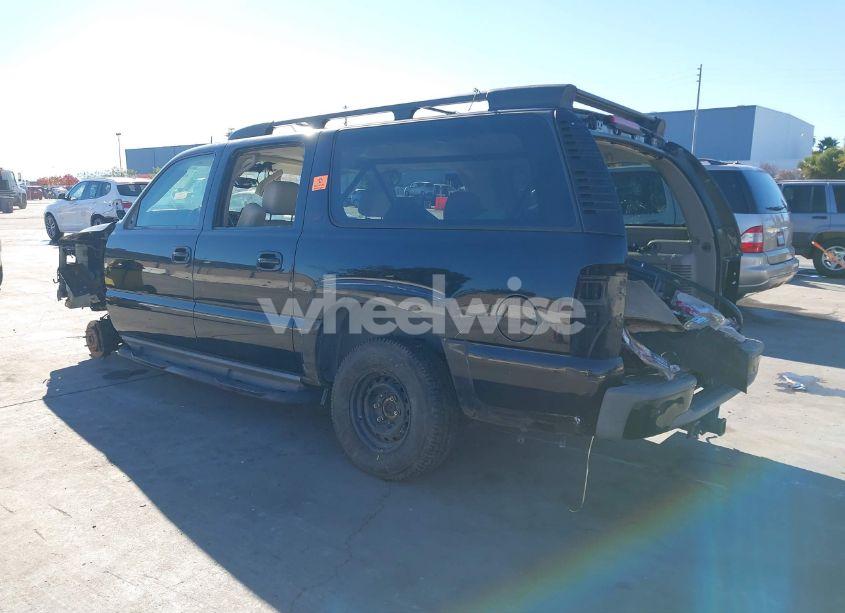 Photo 3 of 2004 Chevrolet Suburban 1500 Z71 (VIN 3GNFK16T34G158501)