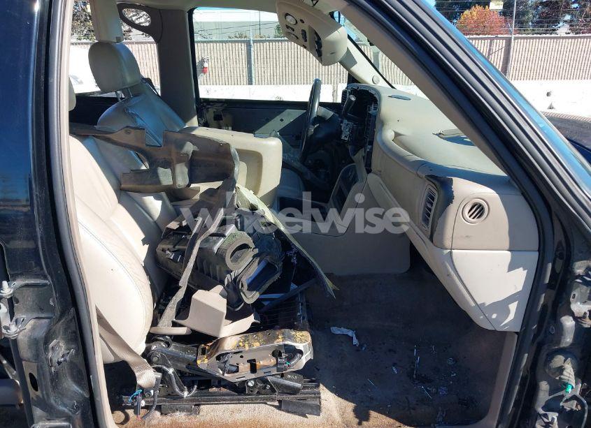 Photo 5 of 2004 Chevrolet Suburban 1500 Z71 (VIN 3GNFK16T34G158501)