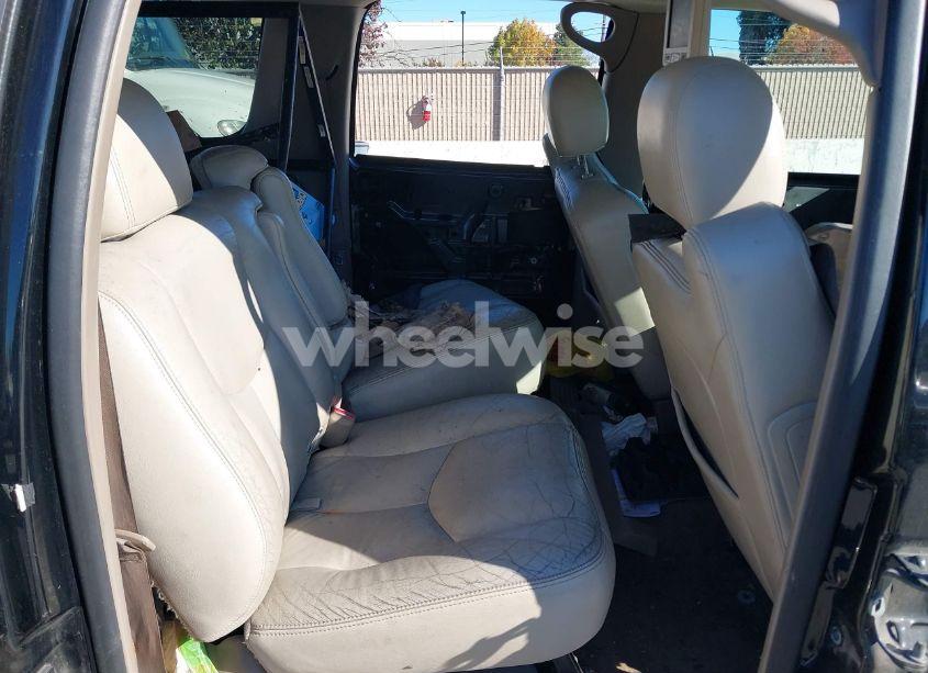 Photo 8 of 2004 Chevrolet Suburban 1500 Z71 (VIN 3GNFK16T34G158501)