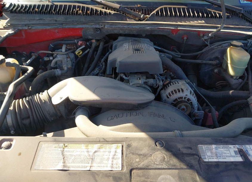 Photo 10 of 2000 Chevrolet Suburban 1500 LS (VIN 3GNFK16T3YG102841)