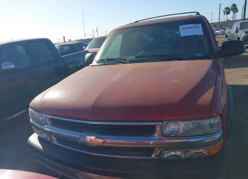 Photo 12 of 2000 Chevrolet Suburban 1500 LS (VIN 3GNFK16T3YG102841)