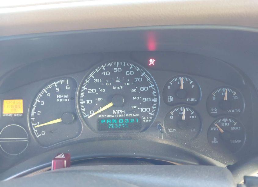 Photo 15 of 2000 Chevrolet Suburban 1500 LS (VIN 3GNFK16T3YG102841)