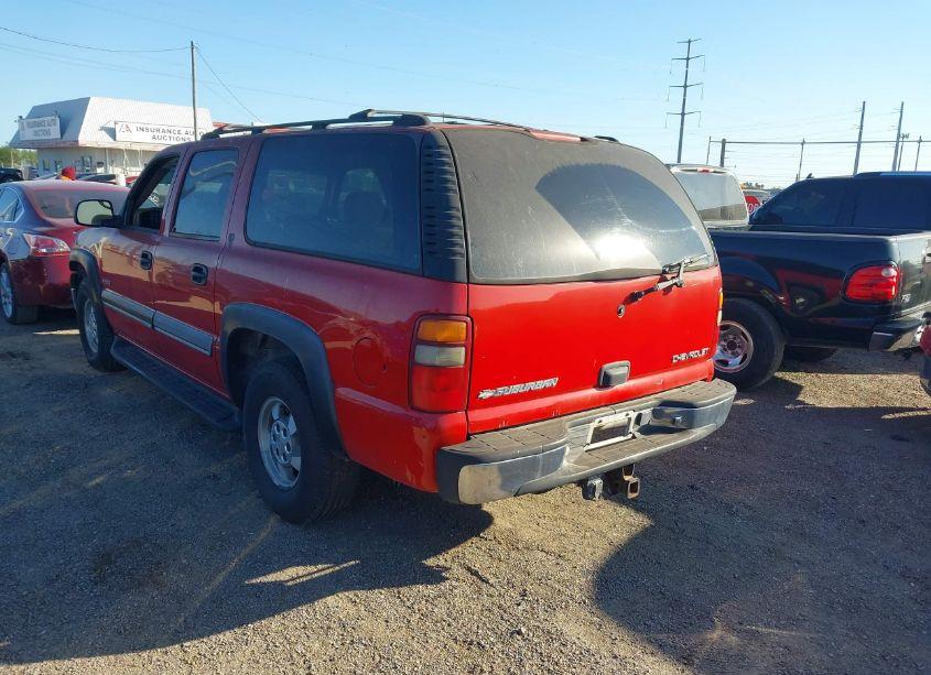 Photo 3 of 2000 Chevrolet Suburban 1500 LS (VIN 3GNFK16T3YG102841)