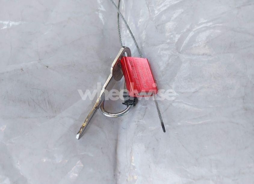 Photo 11 of 2000 Chevrolet Suburban 1500 LT (VIN 3GNFK16T3YG150971)