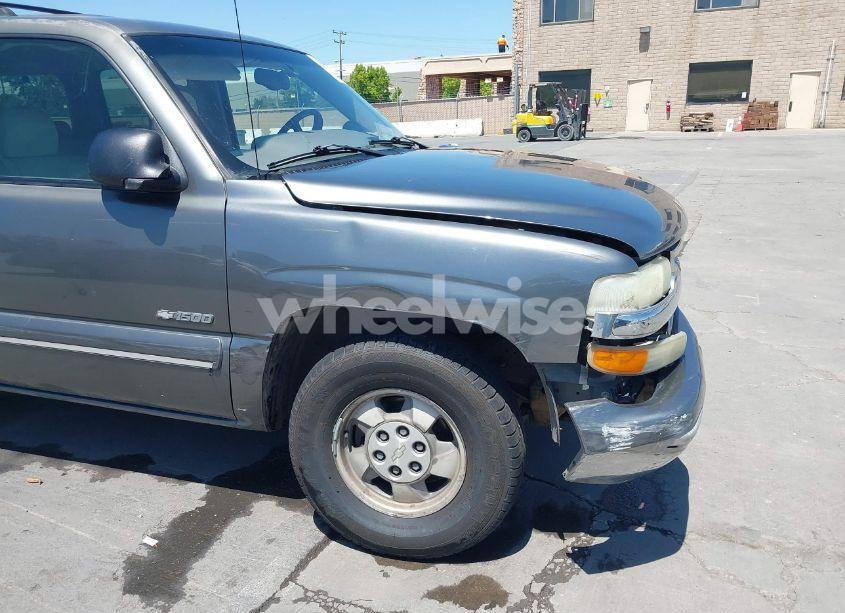 Photo 18 of 2000 Chevrolet Suburban 1500 LT (VIN 3GNFK16T3YG150971)