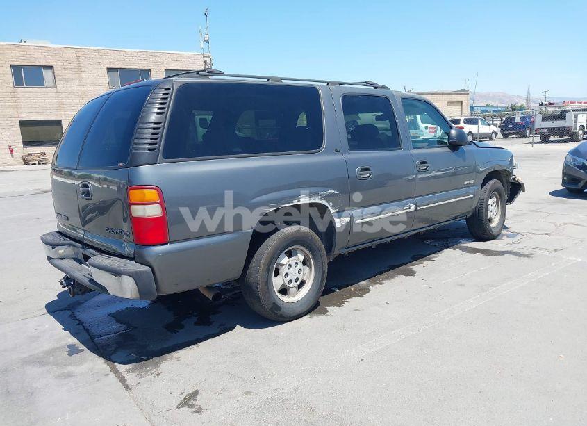 Photo 4 of 2000 Chevrolet Suburban 1500 LT (VIN 3GNFK16T3YG150971)