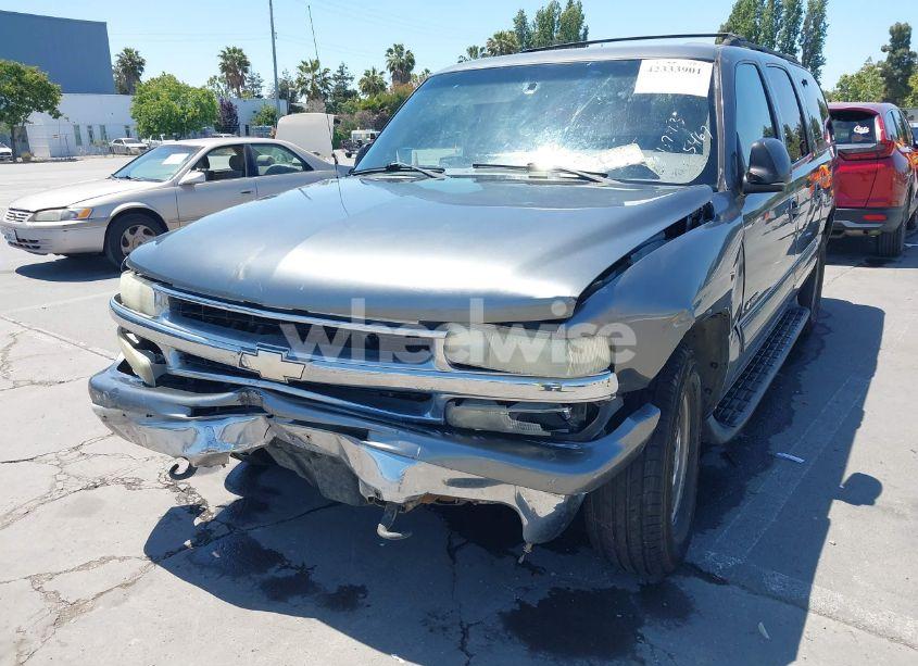 Photo 6 of 2000 Chevrolet Suburban 1500 LT (VIN 3GNFK16T3YG150971)