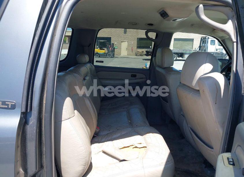 Photo 8 of 2000 Chevrolet Suburban 1500 LT (VIN 3GNFK16T3YG150971)