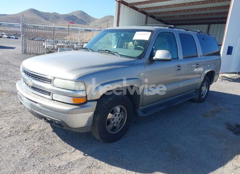 Photo 2 of 2001 Chevrolet Suburban 1500 LT (VIN 3GNFK16T41G146188)