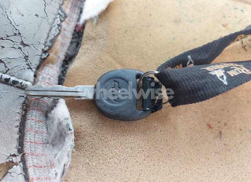 Photo 11 of 2001 Chevrolet Suburban 1500 LT (VIN 3GNFK16T41G165632)