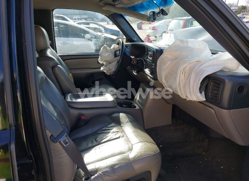 Photo 5 of 2002 Chevrolet Suburban 1500 LT (VIN 3GNFK16T42G344979)