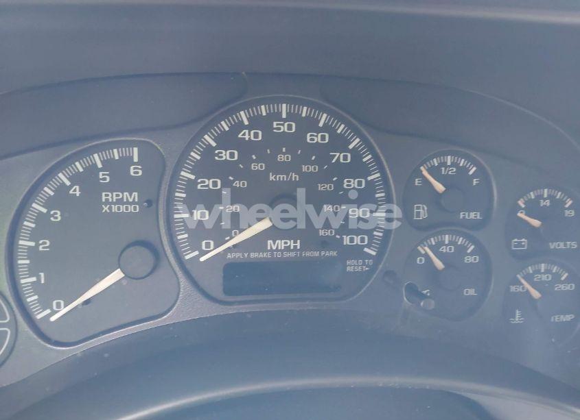 Photo 7 of 2002 Chevrolet Suburban 1500 LT (VIN 3GNFK16T42G344979)