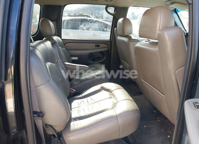 Photo 8 of 2002 Chevrolet Suburban 1500 LT (VIN 3GNFK16T42G344979)