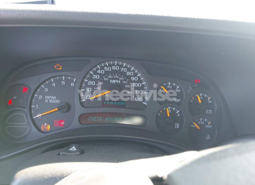 Photo 7 of 2003 Chevrolet Suburban 1500 LS (VIN 3GNFK16T43G175581)