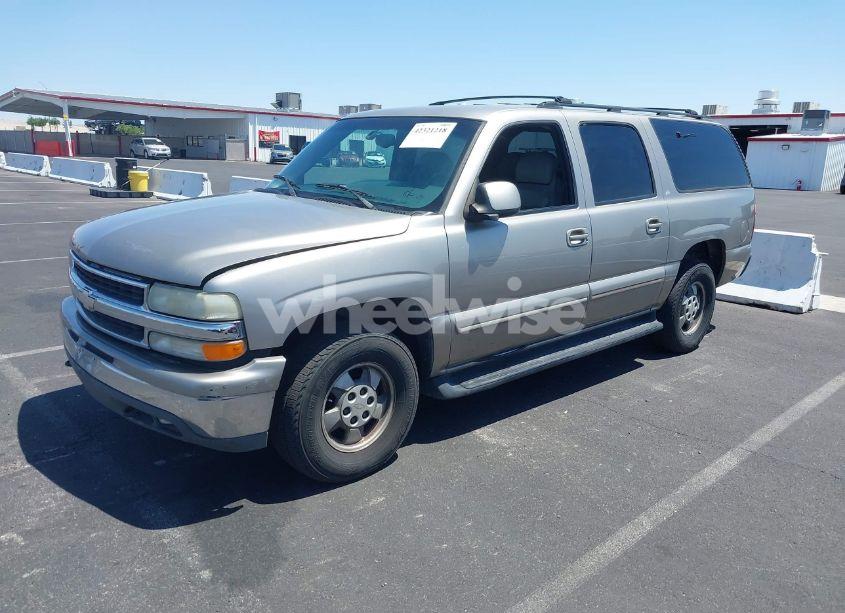 Photo 2 of 2001 Chevrolet Suburban 1500 LT (VIN 3GNFK16T51G143770)