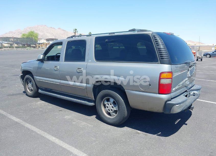 Photo 3 of 2001 Chevrolet Suburban 1500 LT (VIN 3GNFK16T51G143770)
