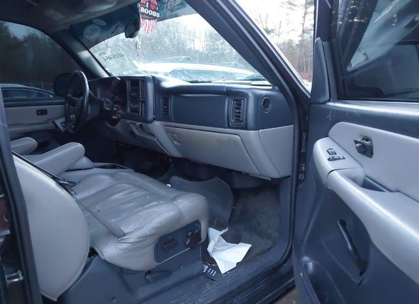 Photo 5 of 2001 Chevrolet Suburban 1500 LS (VIN 3GNFK16T51G144515)