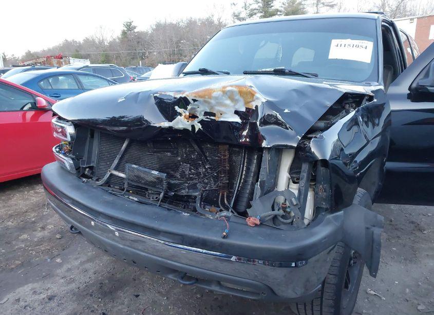 Photo 6 of 2001 Chevrolet Suburban 1500 LS (VIN 3GNFK16T51G144515)