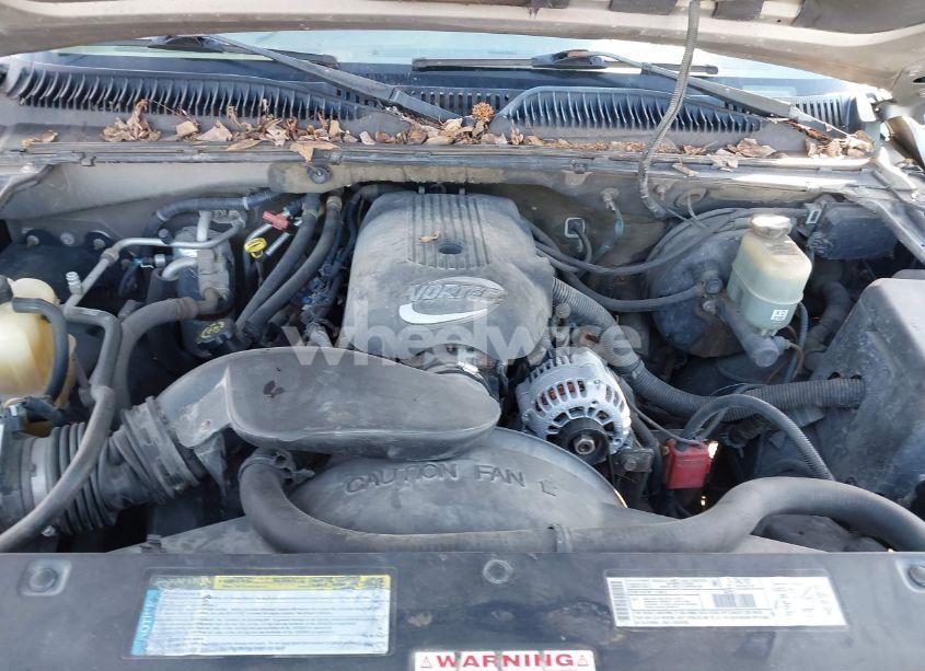 Photo 10 of 2001 Chevrolet Suburban 1500 LT (VIN 3GNFK16T51G152095)