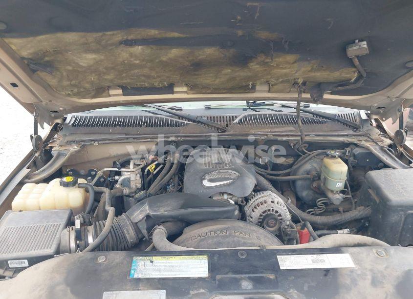 Photo 10 of 2001 Chevrolet Suburban 1500 LT (VIN 3GNFK16T61G155507)