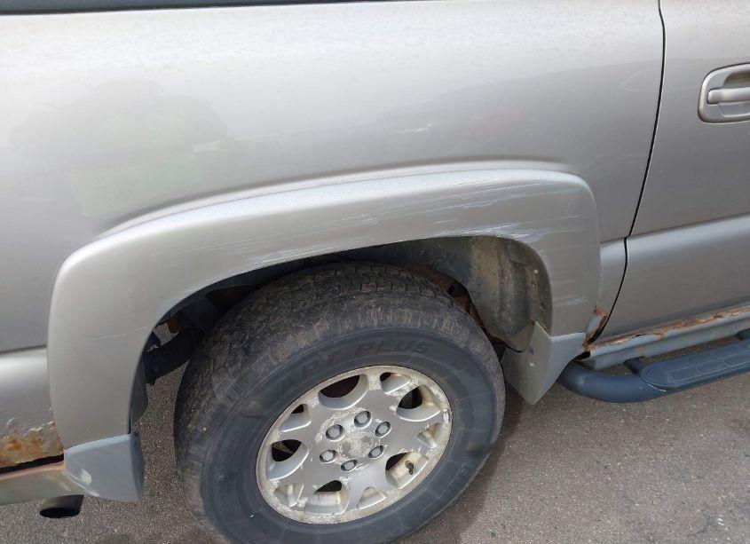 Photo 12 of 2003 Chevrolet Suburban 1500 Z71 (VIN 3GNFK16T63G139259)