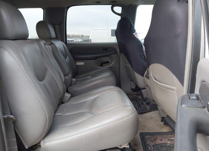 Photo 8 of 2003 Chevrolet Suburban 1500 Z71 (VIN 3GNFK16T63G139259)