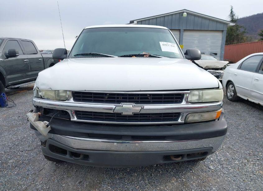 Photo 13 of 2000 Chevrolet Suburban 1500 LS (VIN 3GNFK16T6YG119164)