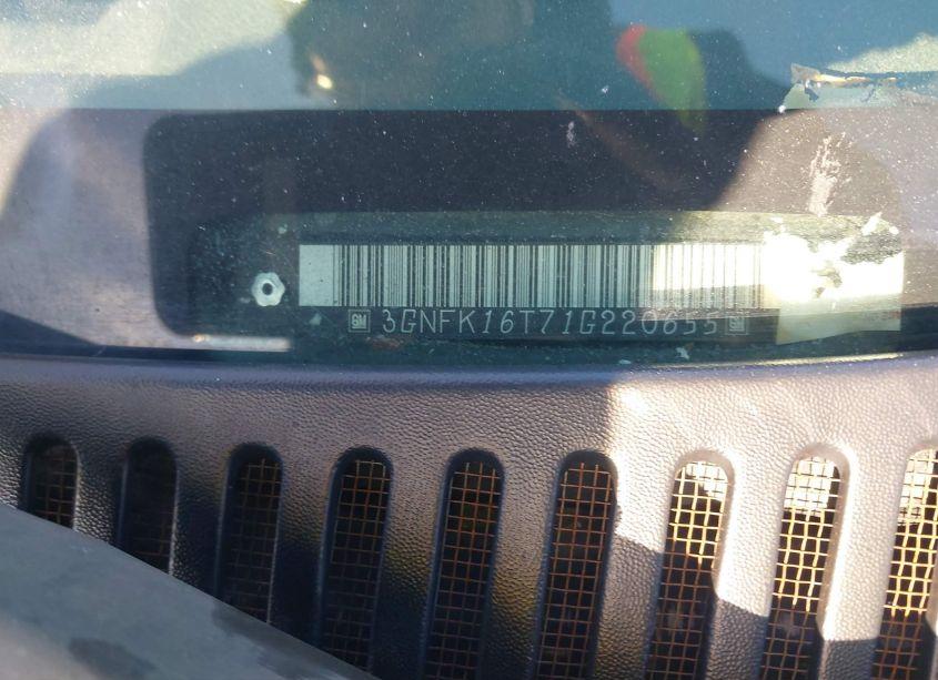 Photo 9 of 2001 Chevrolet Suburban 1500 LS (VIN 3GNFK16T71G220655)